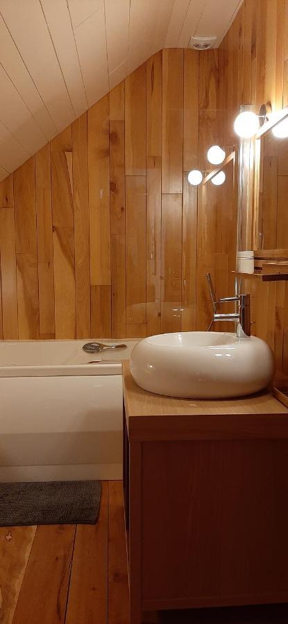 Au Pied Du Pont Bed and Breakfast Châteauneuf-du-Faou Εξωτερικό φωτογραφία